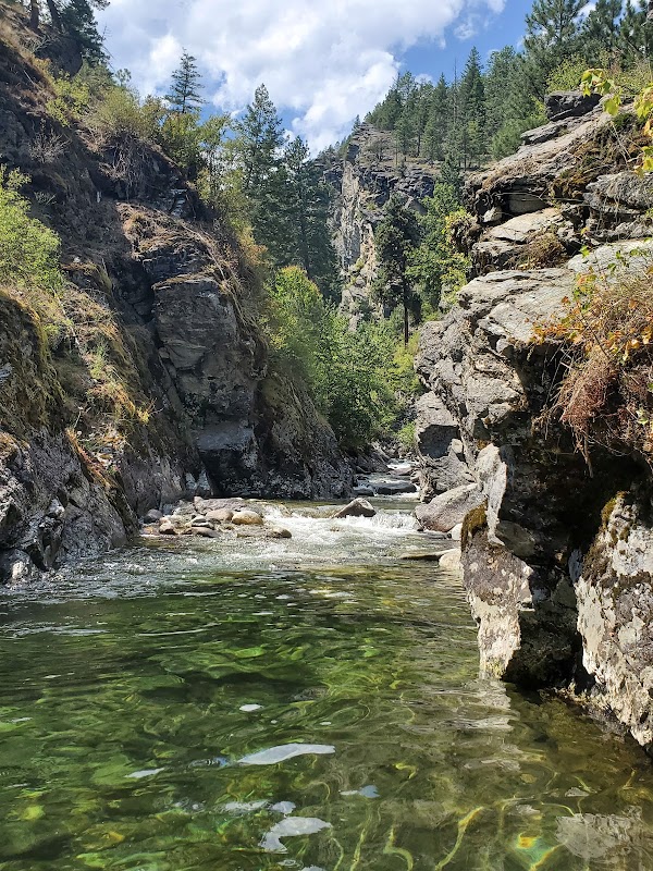 Discovering the Vertical Wonders of Kootenai Canyon: A Climber's Playground outdoor detail