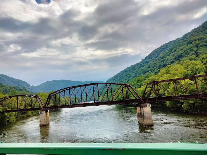Camping at Grandview Sandbar Campground in New River Gorge surrounding landscape