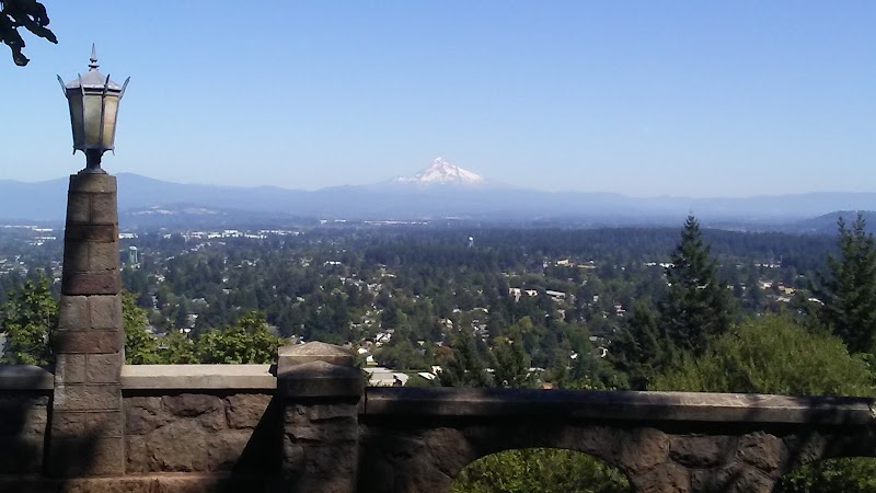 Scenic Lookouts at Rocky Butte Natural Area, Portland, OR surrounding landscape