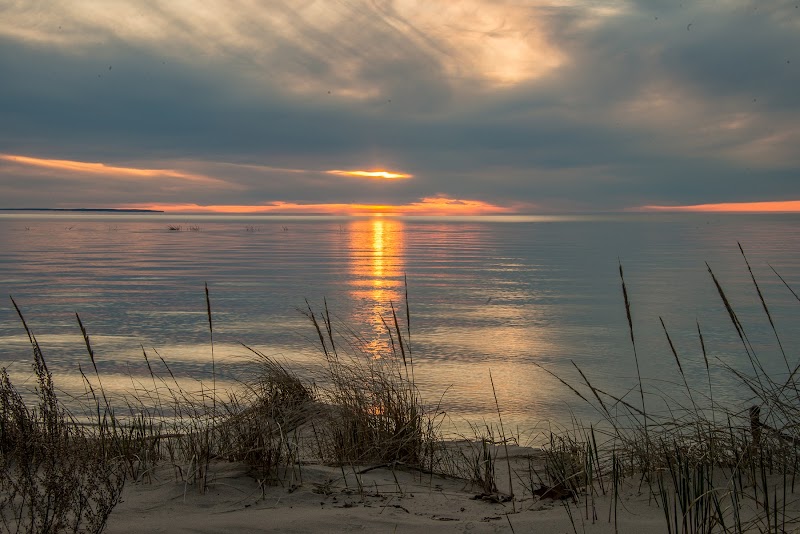 Serene Lakeshore Escape at Onomonee Road Beach outdoor detail
